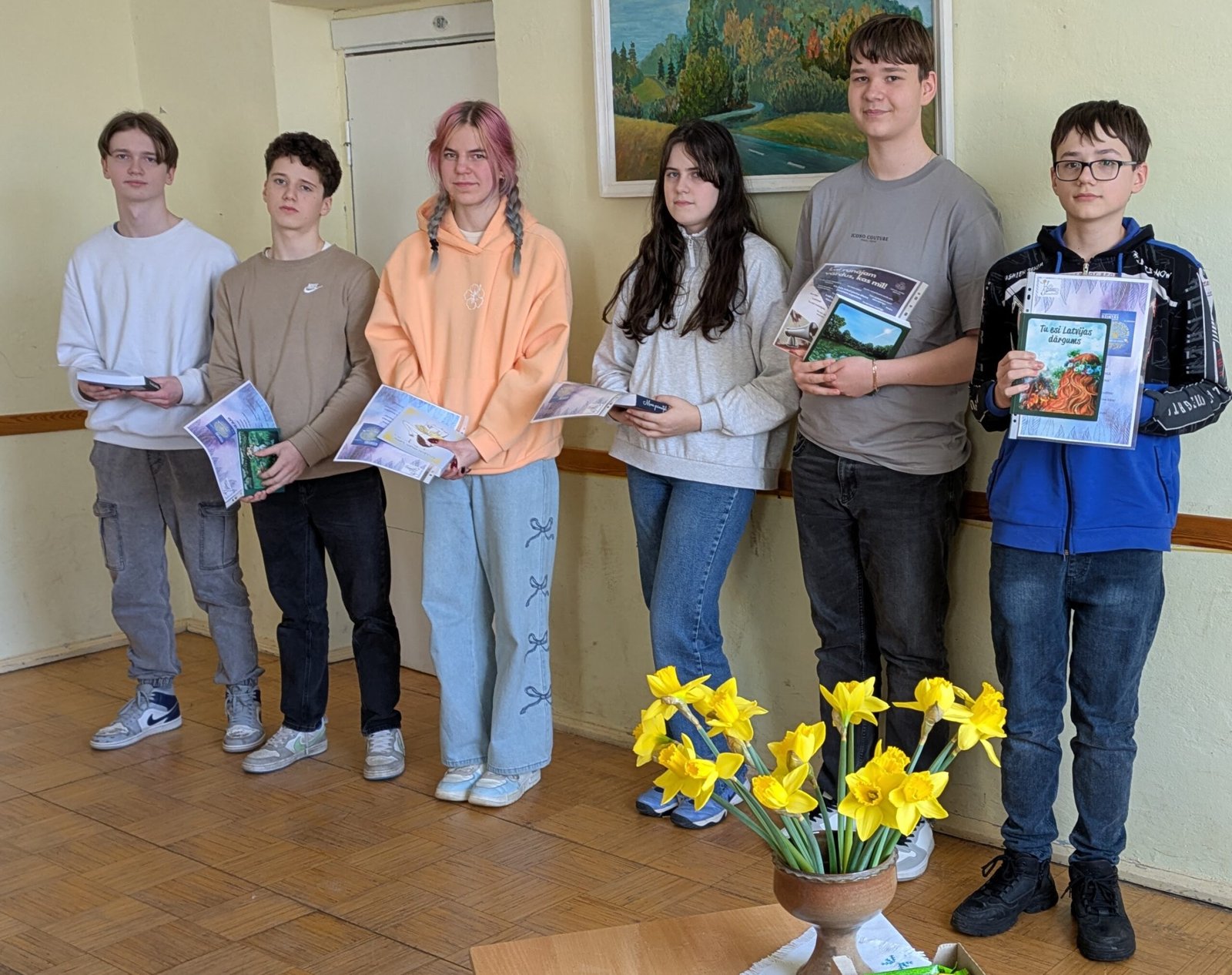 Darbu autori Lauris, Daniels, Laimrota, Adle, Gustavs, Raivis